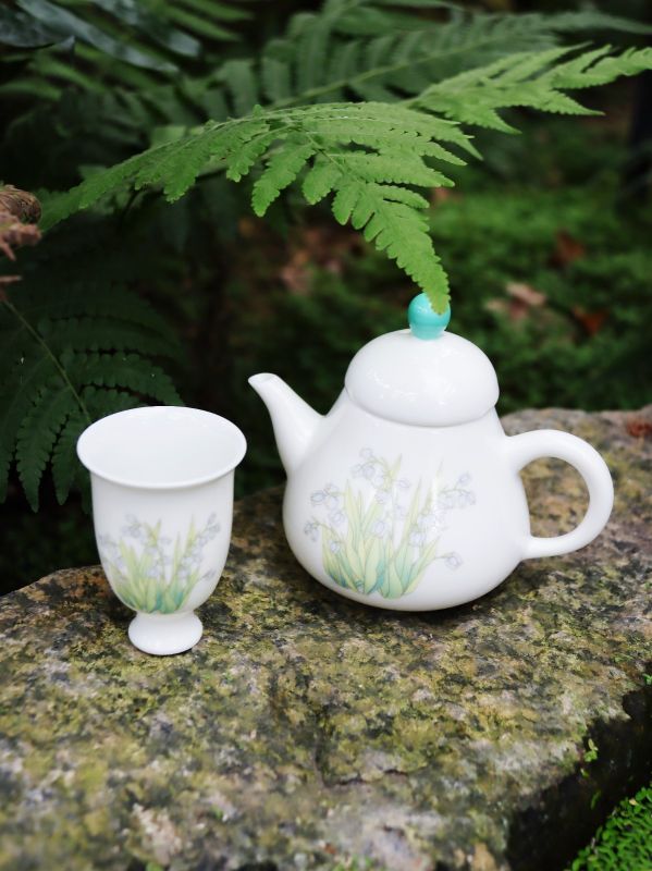 Wholesale Lily Tea Set