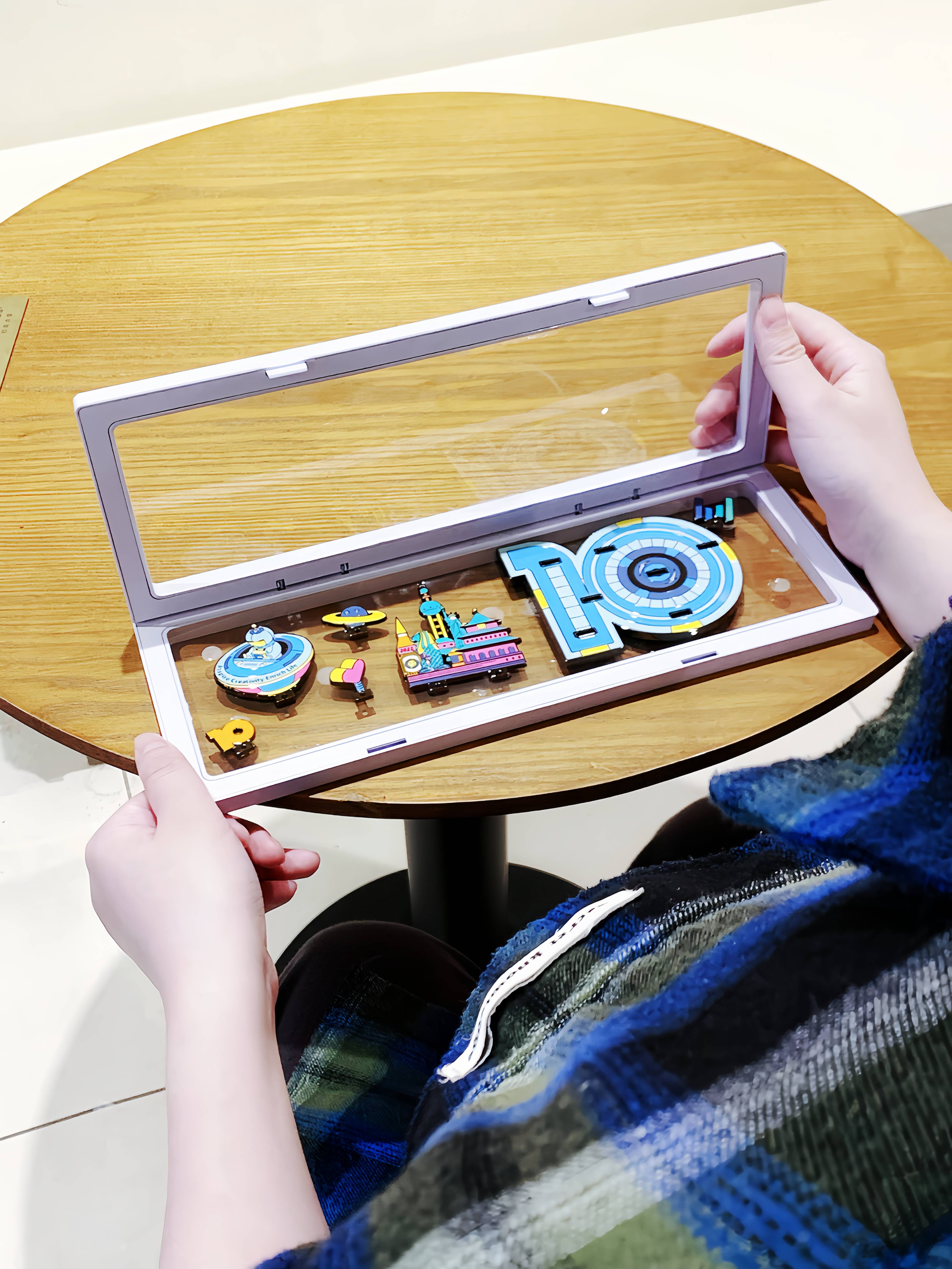 Combination Badge Gift Set