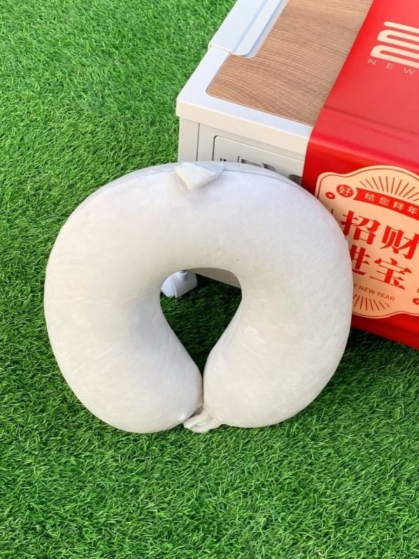  How New Year Gift Box Boosted Employee Morale in Singapore