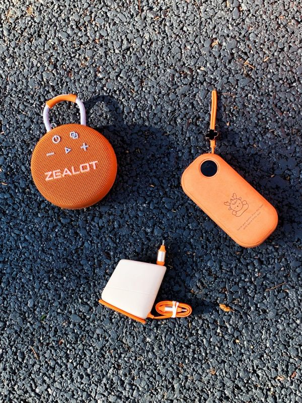 How Orange Suitcase Gift Box Boosted Brand Image in Singapore
