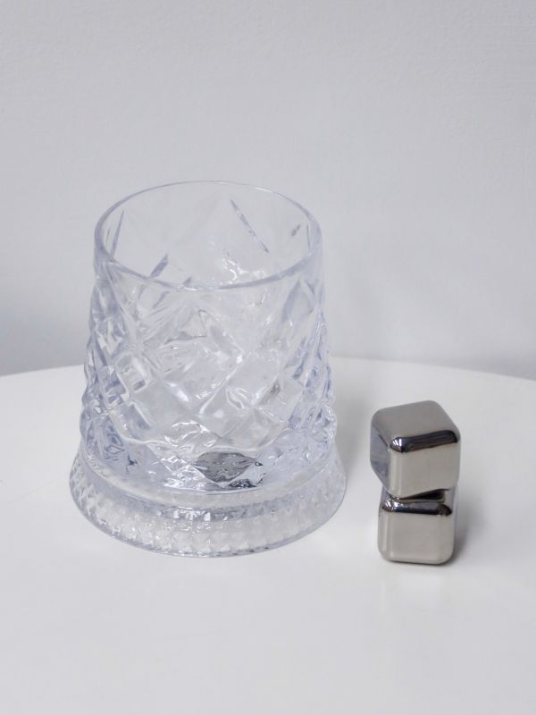  Custom Whiskey Glass for Global Bank's VIP Client Dinner &ndash; Engraved Logo & Bulk Delivery Across Singapore, Malaysia, Thailand