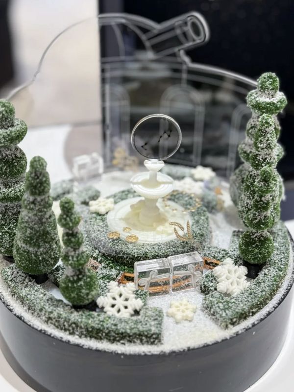 Chanel Christmas Night Light Gift Box