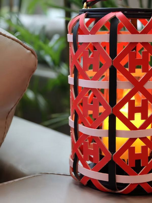  How a Singapore Luxury Hotel Used Leather Lanterns as Client Gifts & Event Souvenirs