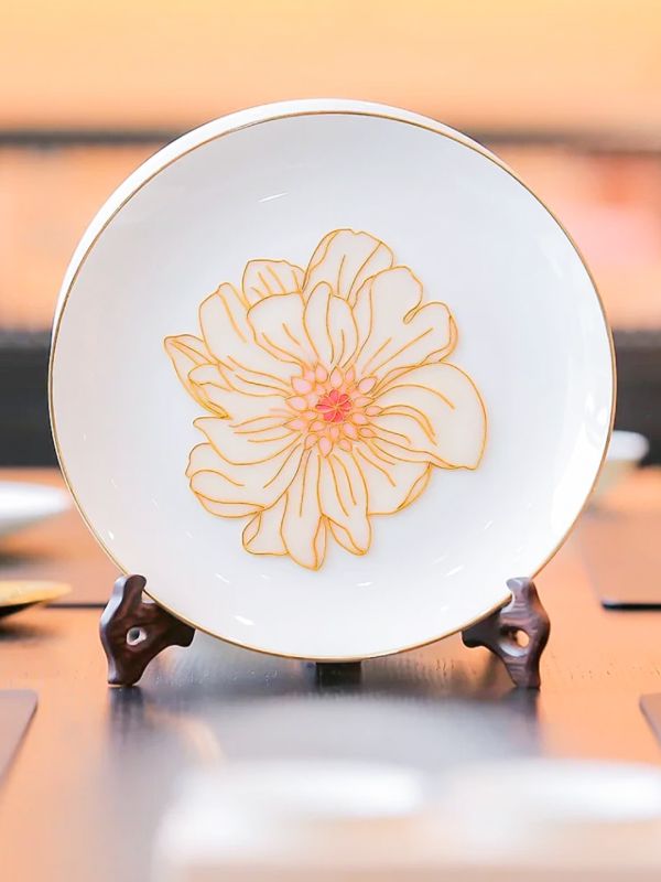 Reorder Cloisonn&eacute; Plates for Seasonal Updates