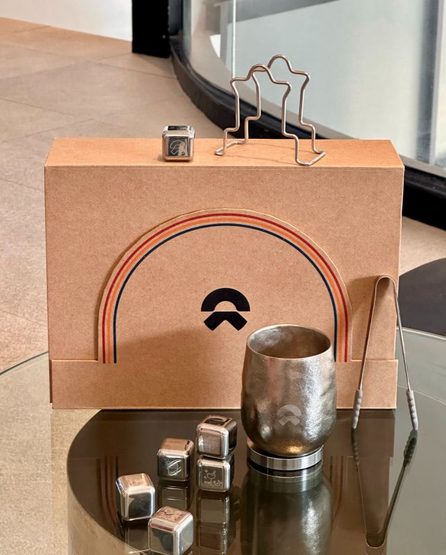  NIO Titanium Tumbler Gift Box for Global Tech Company's Employee Care Program &ndash; Custom Logo & Bulk Delivery Across Singapore, Malaysia, Thailand