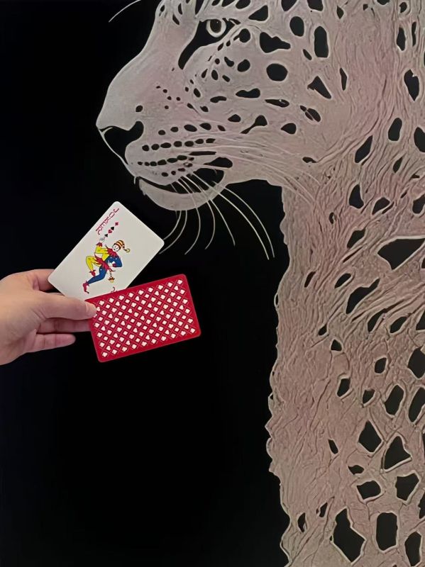  How a Singapore Bank Used Black Gold Guan Dan Sets as Client Gifts & Event Souvenirs