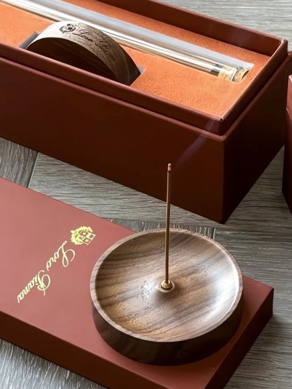  How a Singapore Wellness Brand Used Loro Piana Incense as Client Gifts