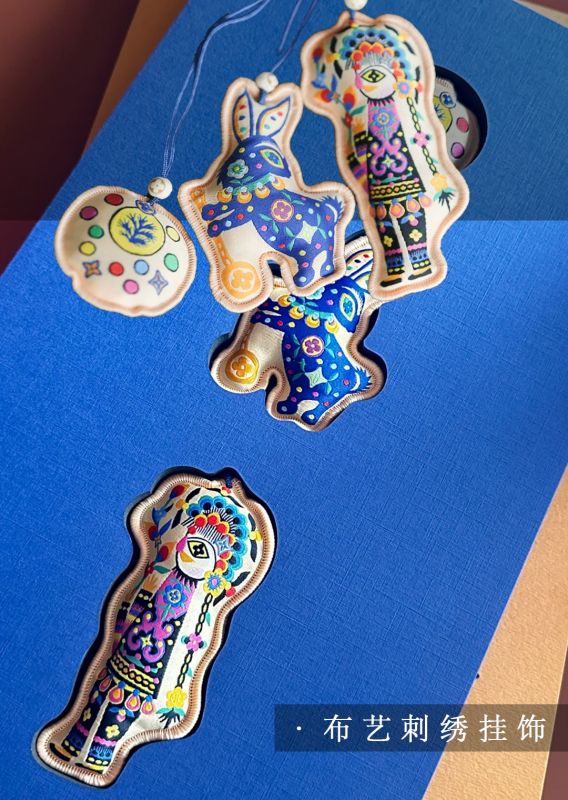  How a Singapore Luxury Group Used LV Paper-Cutting Sets as Client Gifts & Event Souvenirs