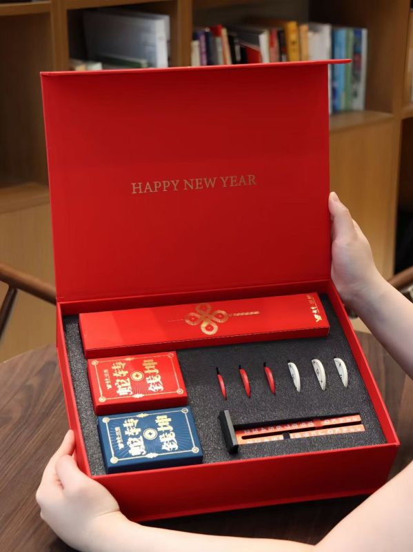 Premium Poker Hamper for Executive Gifts