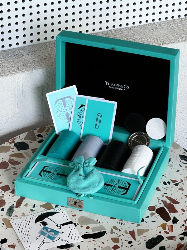  Custom Tiffany Blue Poker Chip Case as VIP Welcome Gift for Luxury Hotel Group in Singapore, Malaysia & Thailand
