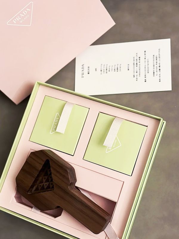 How a Singapore Luxury Hotel Used Custom Prada Mold Gifts for VIP Appreciation and Brand Events