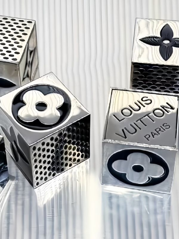 How a Singapore Luxury Hotel Used Custom LV Ice Stones for VIP Appreciation and Brand Prestige