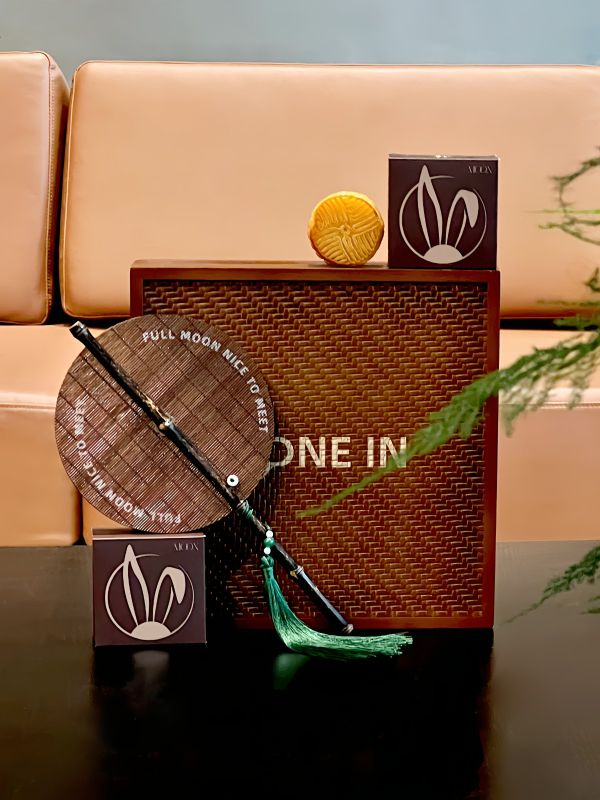  Custom Bamboo Waist Fan Sets for Singapore Cultural Foundation Gala &ndash; Heritage Corporate Gift Case Study