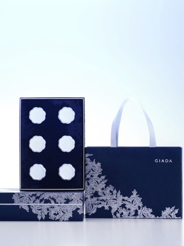 How a Singapore Art Investment Firm Used Custom GIADA Moon Gifts for VIP Collector Appreciation and Brand Heritage