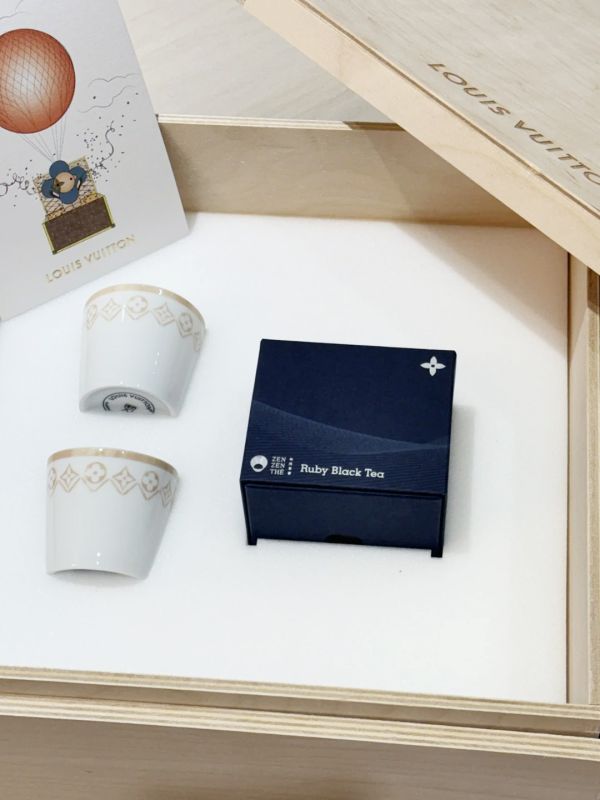 LV Tea Hamper Set