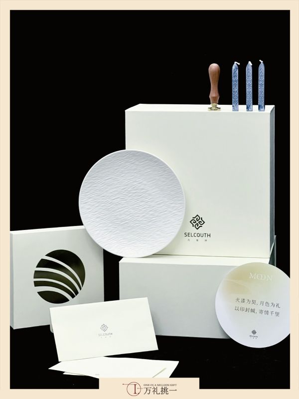 How a Singapore Luxury Hotel Used Custom Wax Seal Gifts for VIP Welcome and Guest Appreciation
