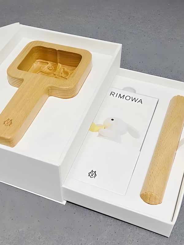 How a Singapore Luxury Hotel Used Custom RIMOWA Mold Gifts for VIP Appreciation and Brand Events