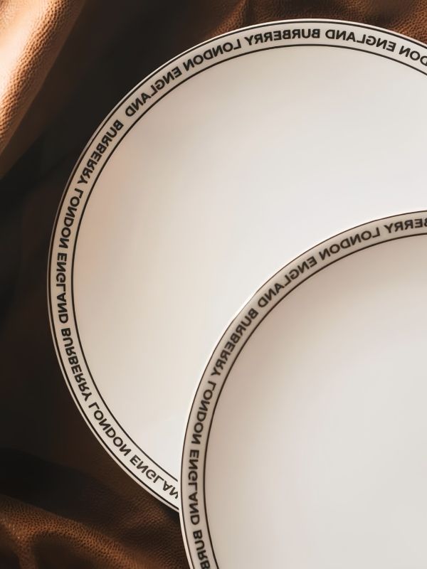 Low MOQ Custom Burberry Porcelain Corporate Supplier