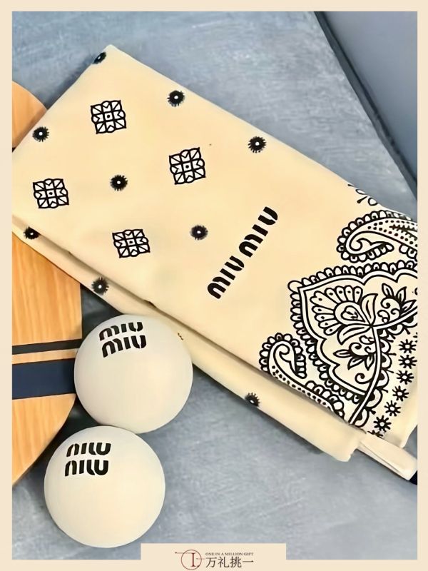 MIU MIU Beach Paddle Kit