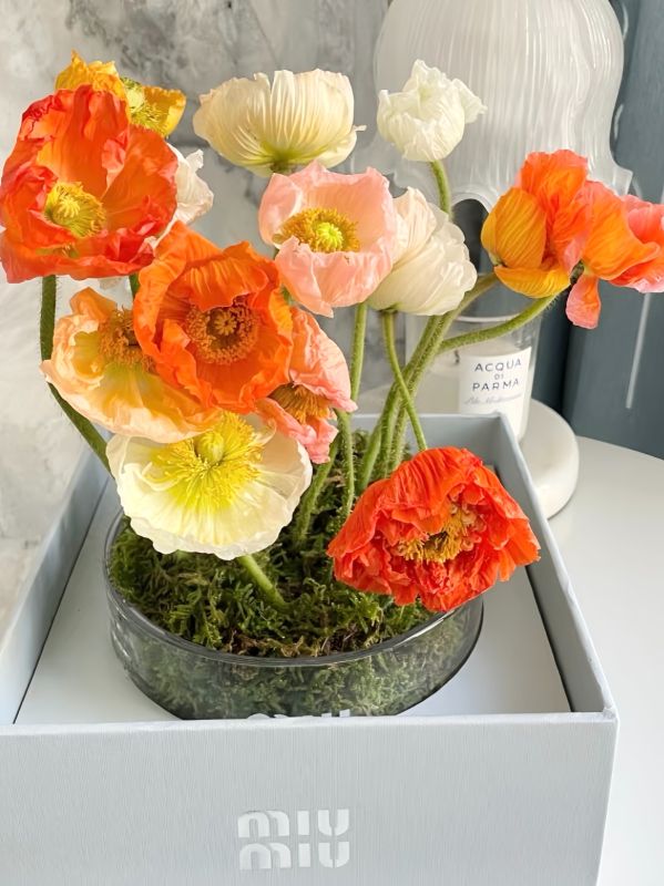 Custom MIUMIU Poppy Box | Luxury Corporate Flower HamperLong Title