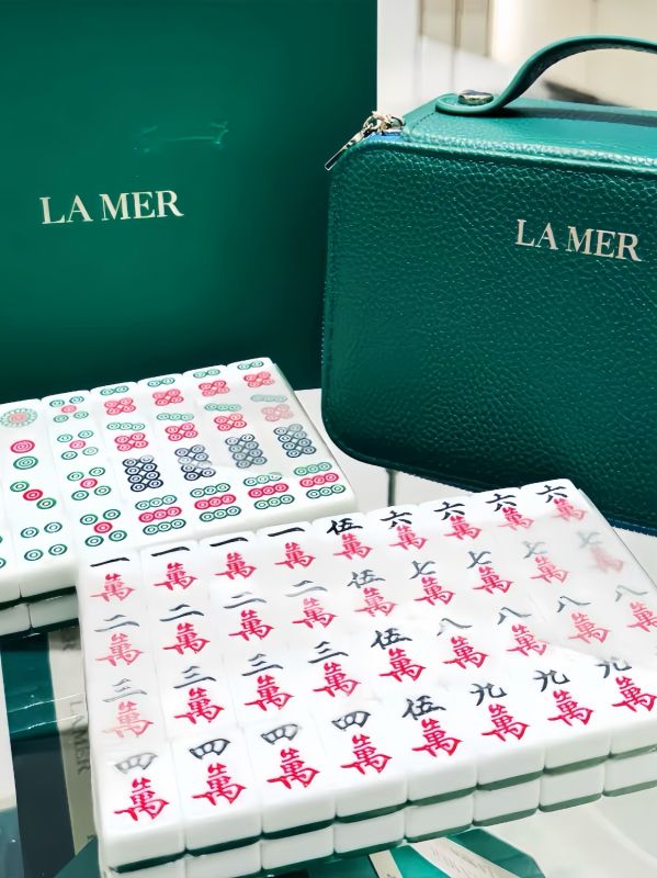LA MER Mahjong Tiles Gift