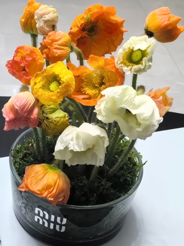 Custom Floral Gift Box | Low MOQ Corporate Gift