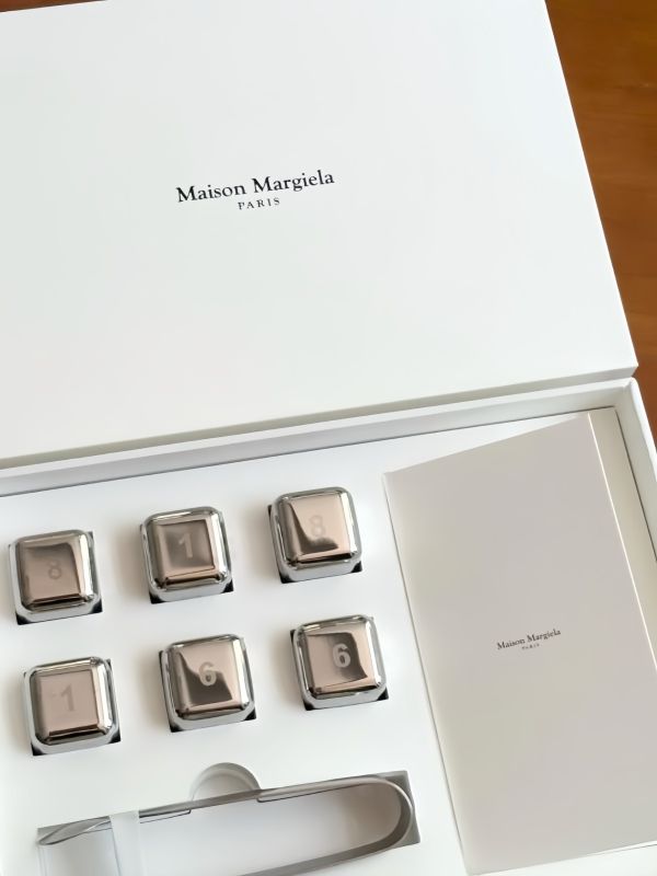 Sustainable Ice Cube Gift