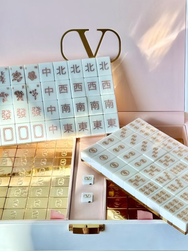  Custom Designer Mahjong Gift Box Supplier Delivers 200pcs for Thailand VIP Event