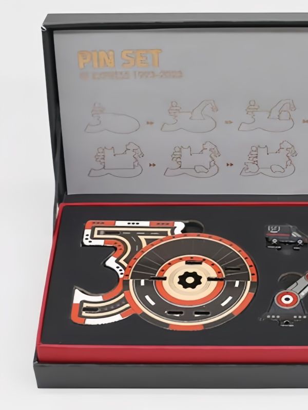 SF 30th Badge Premium Commemorative Corporate Hamper
