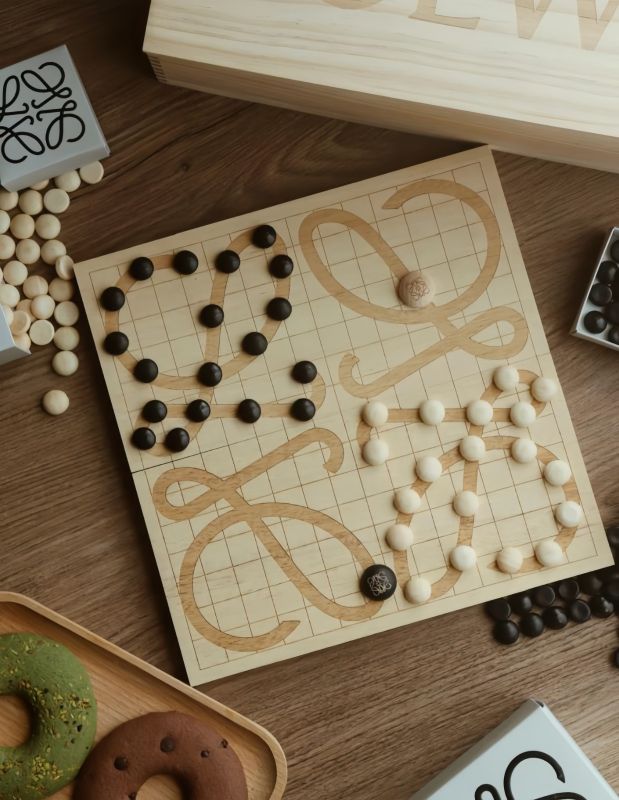 LOEWE Chess Hamper | Premium Corporate Door Gift