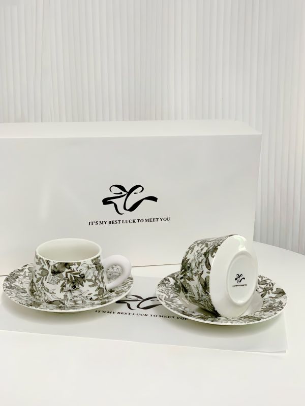 Eco Palm Fan | Sustainable ESG Corporate Gift