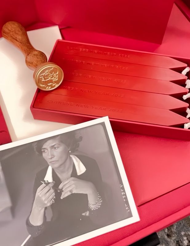 Custom CHANEL Wax Seal Box | Luxury Mid-Autumn Gift