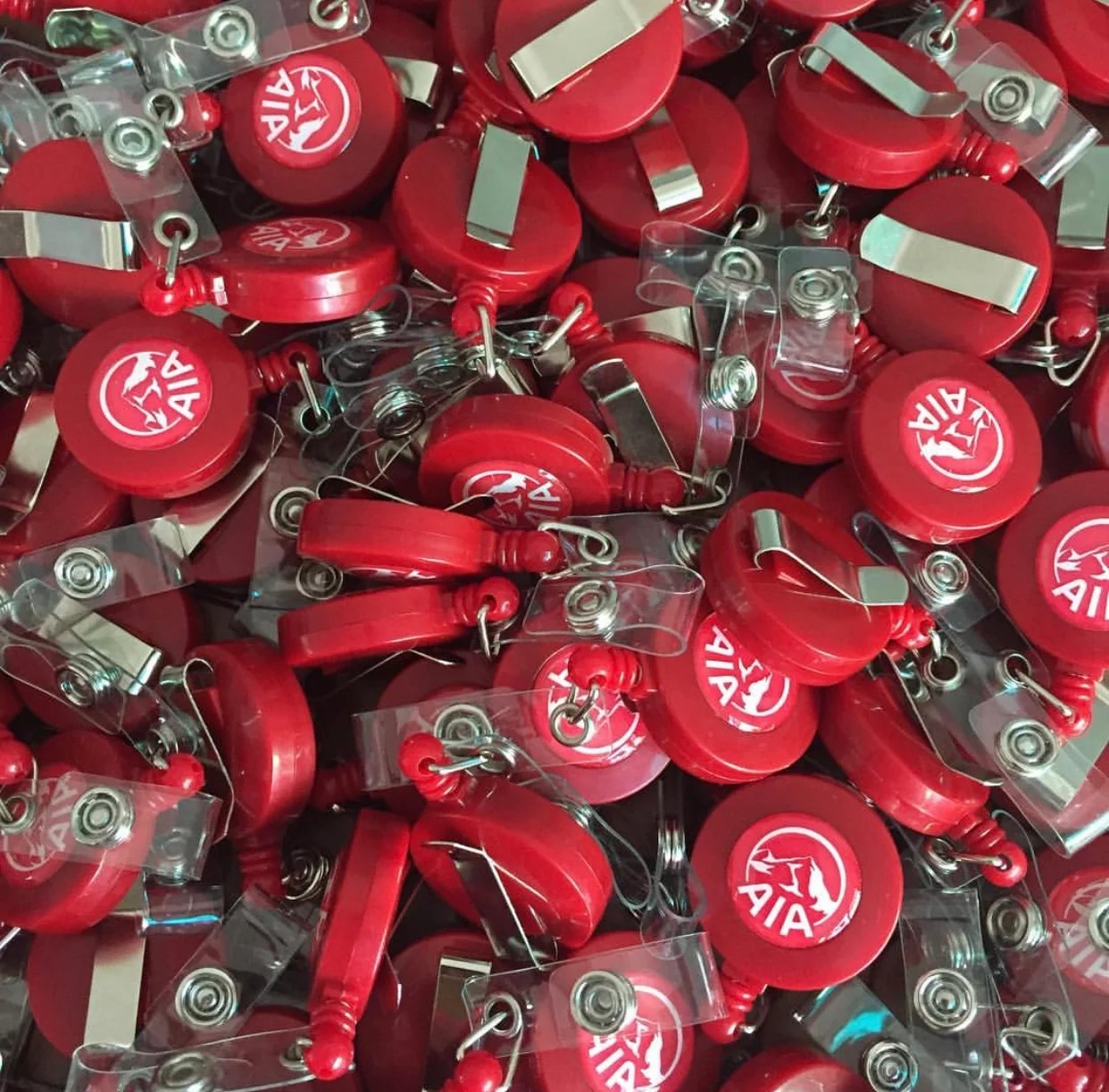  Custom Retractable Lanyard Supplier Delivers 2000pcs for Singapore Corporate Event