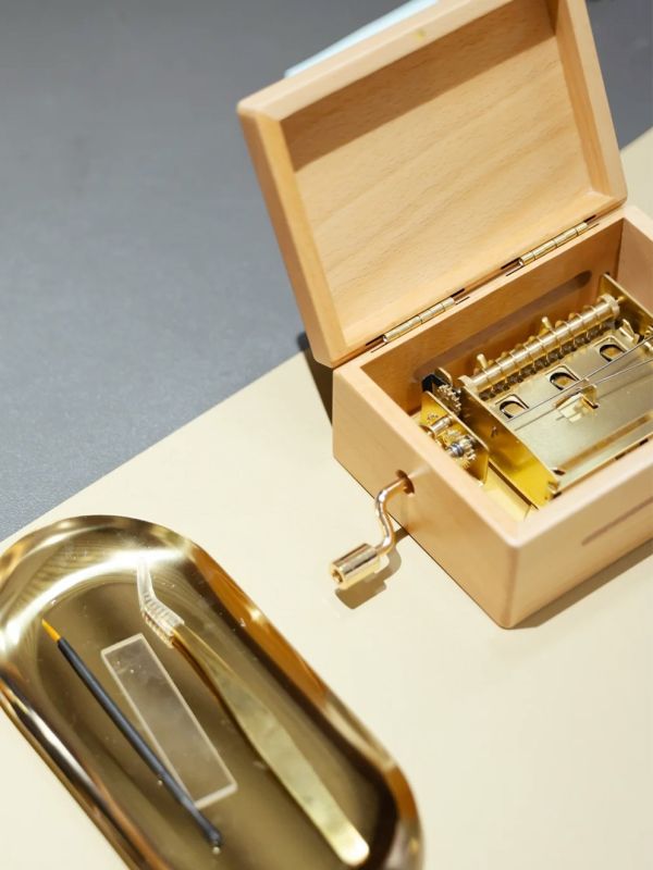 Music Box Gift Hamper Set