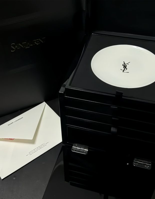Palace Lantern Gift Box