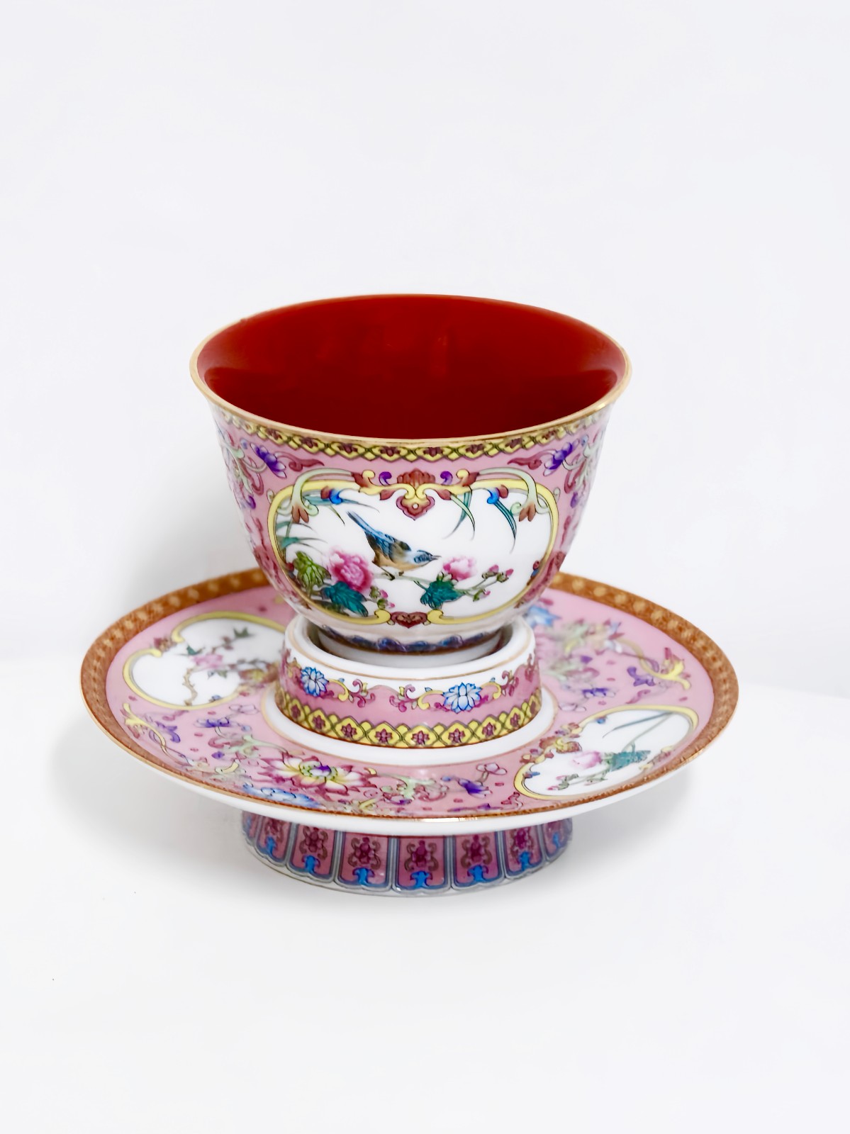 Corporate Gift Success Story | How an Enamel Porcelain Set Enhanced Brand Luxury for a Singapore Hotel