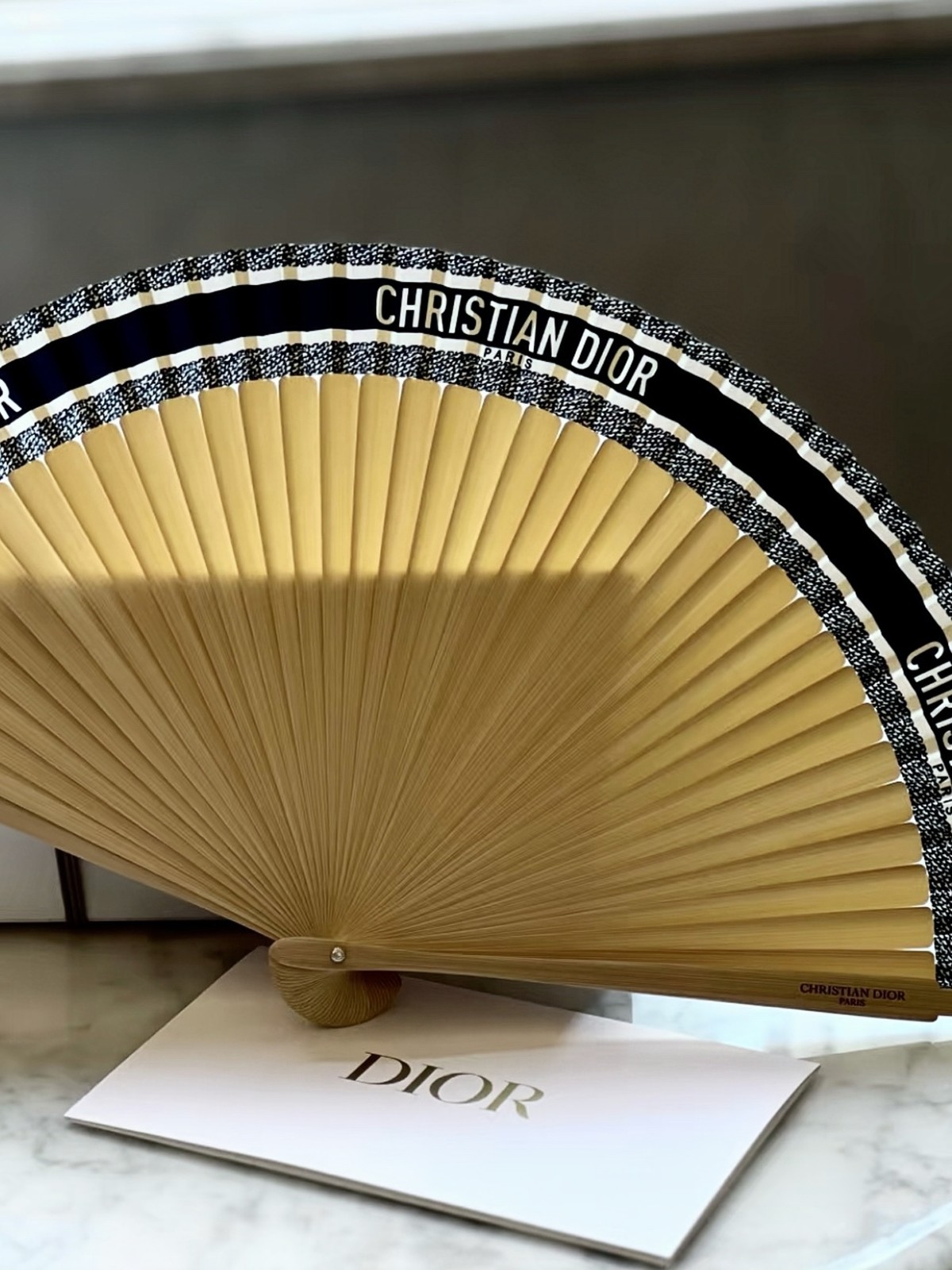 Corporate Gift Success Story | How a Dior Fan Enhanced Brand Elegance for a Singapore Hotel