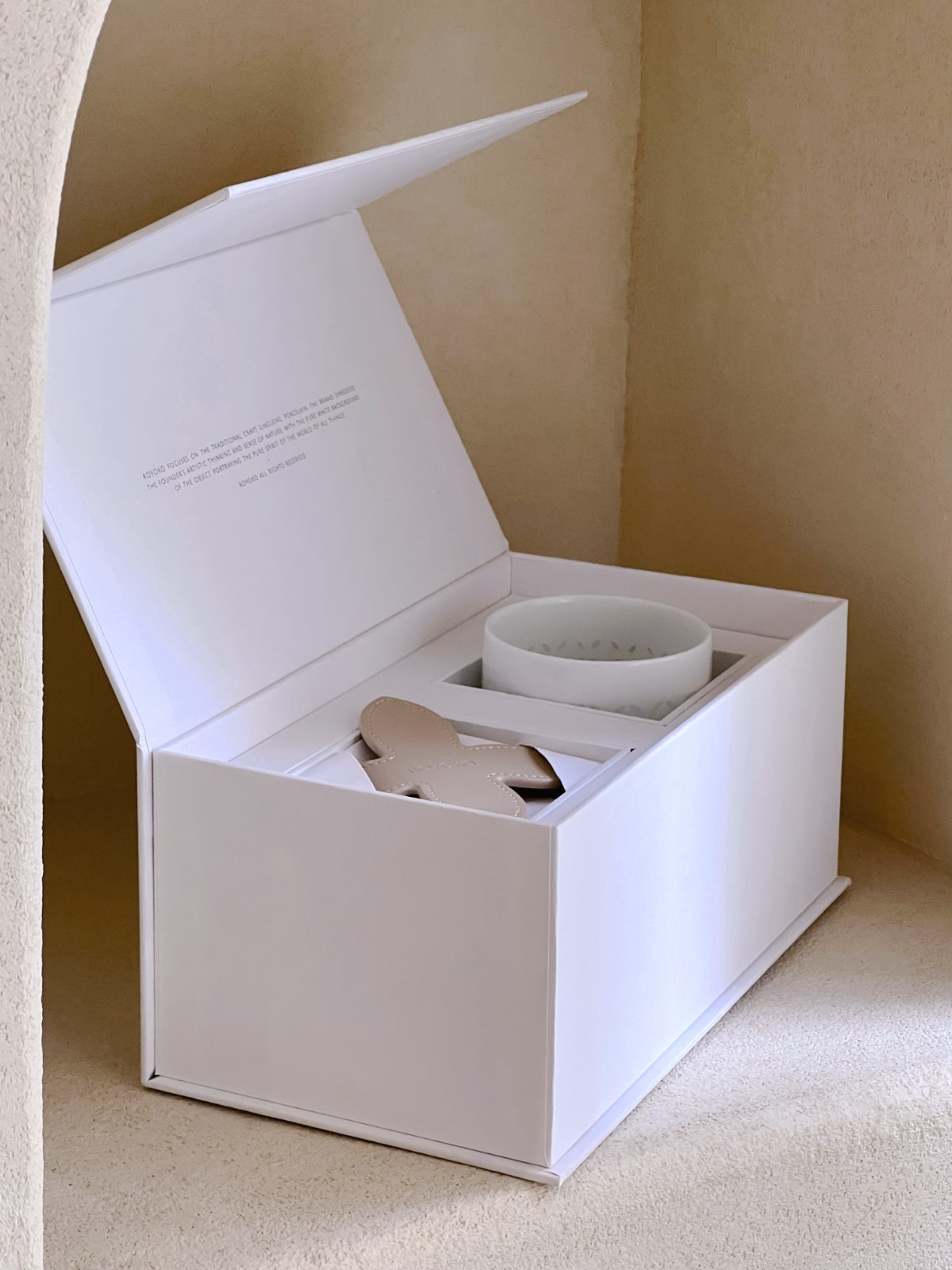 Linglong Porcelain Light Cup