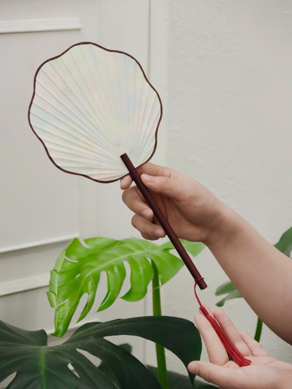 Sustainable Round Fan Gift