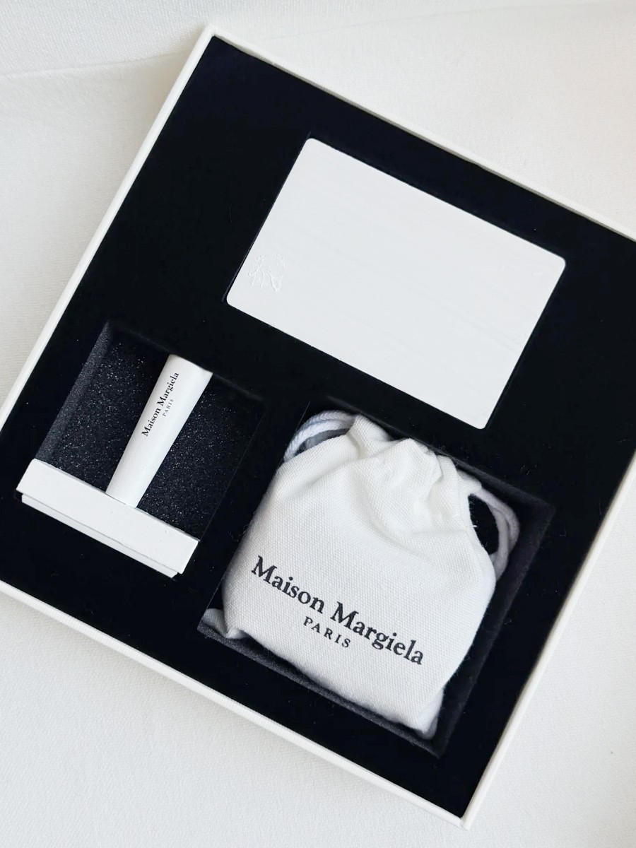 Maison Margiela Custom Seal